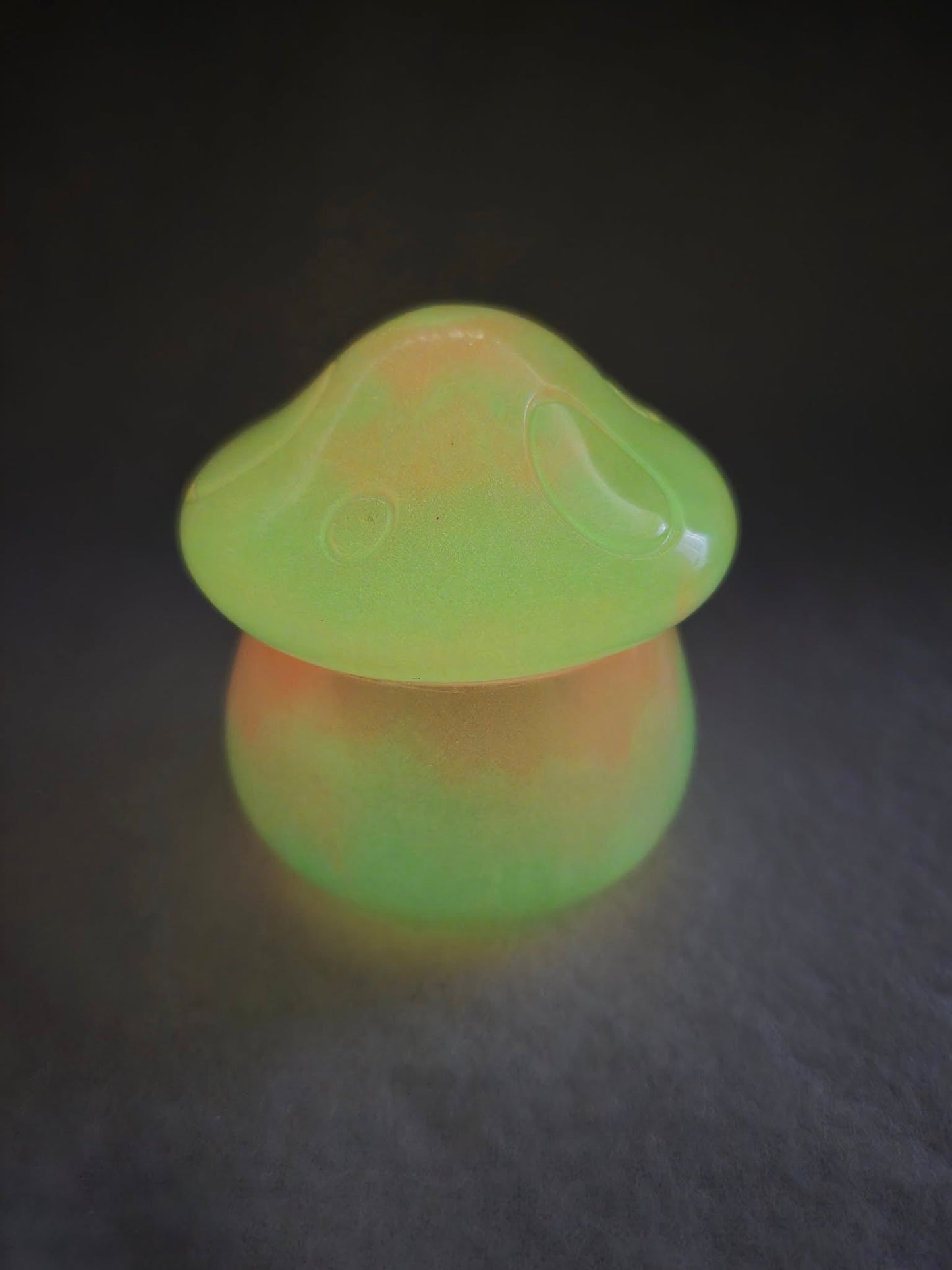 ✨ Démo – Champignon en résine époxy phosphorescent ✨