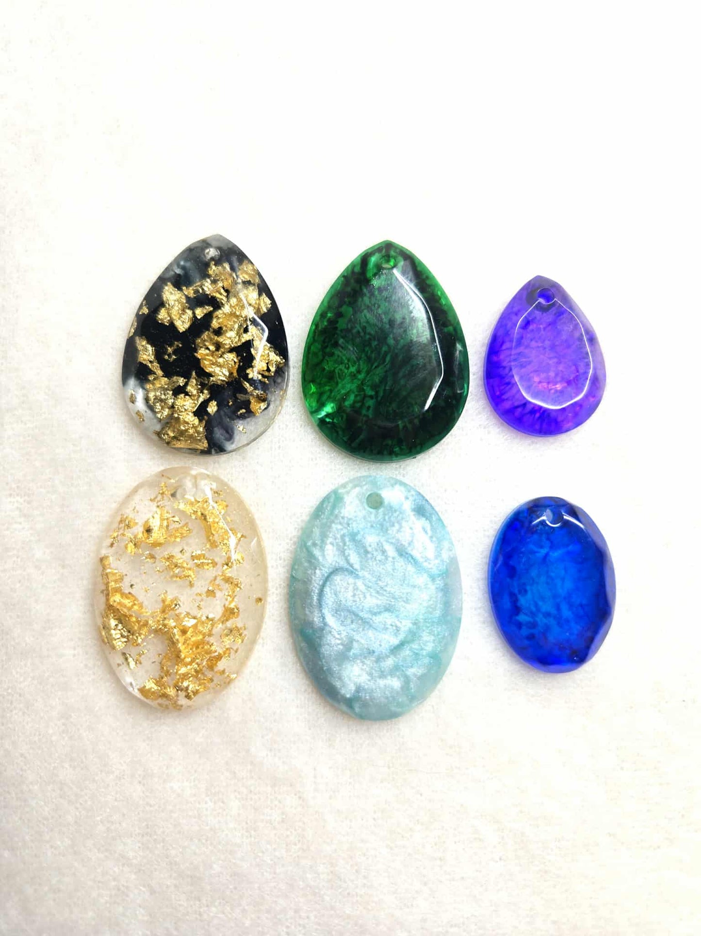 ✨ Démo – Pendentifs époxy personnalisés ✨