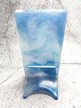 Support de Téléphone en Résine Époxy Ocean Frost | Support Cellulaire Fait Main | Décor Bureau Unique | Cadeau Original | Accessoire Téléphone